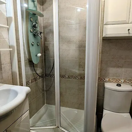 Apartament T2, Parking - 4 Pers., Vue - Fr-1-880-63 *
